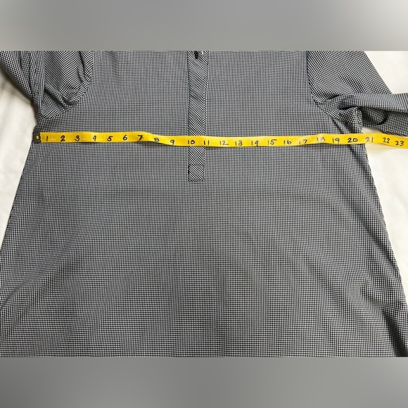 J. JILL Black and white gingham long sleeve tunic top size M. - Picture 12 of 13